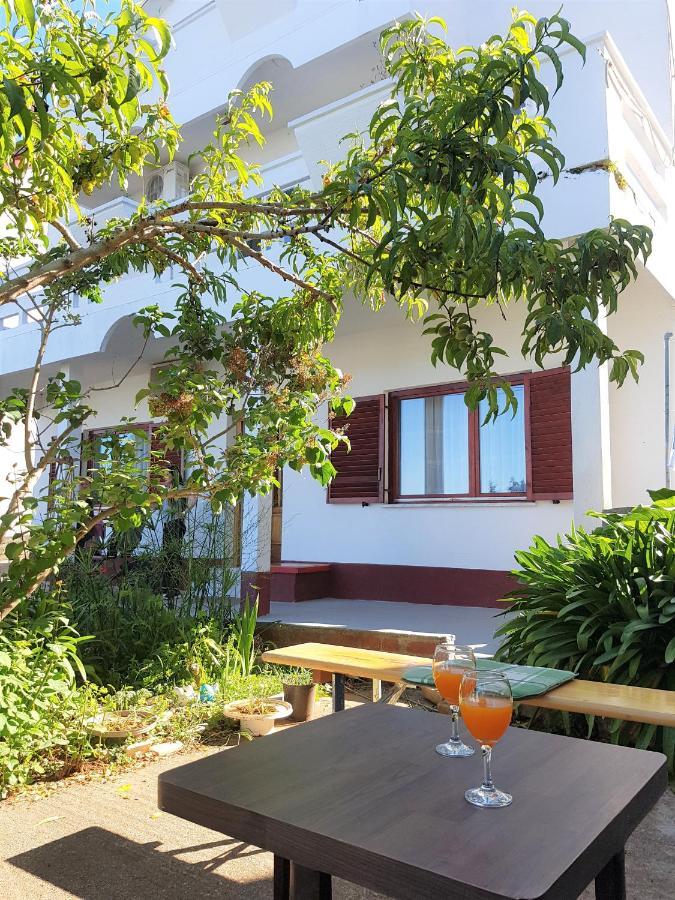 Comfort Apartment On The Beach Калі Екстер'єр фото